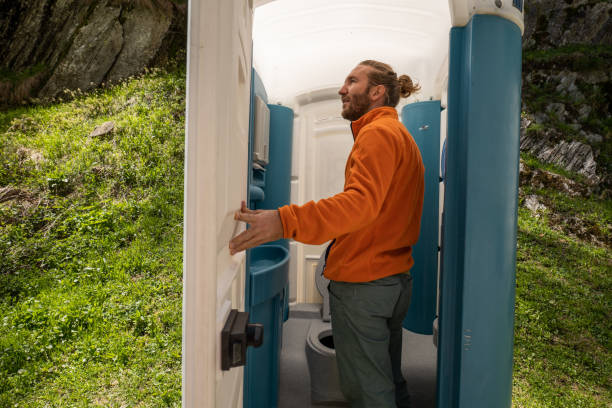 Best Portable bathroom rental  in Roscoe, IL